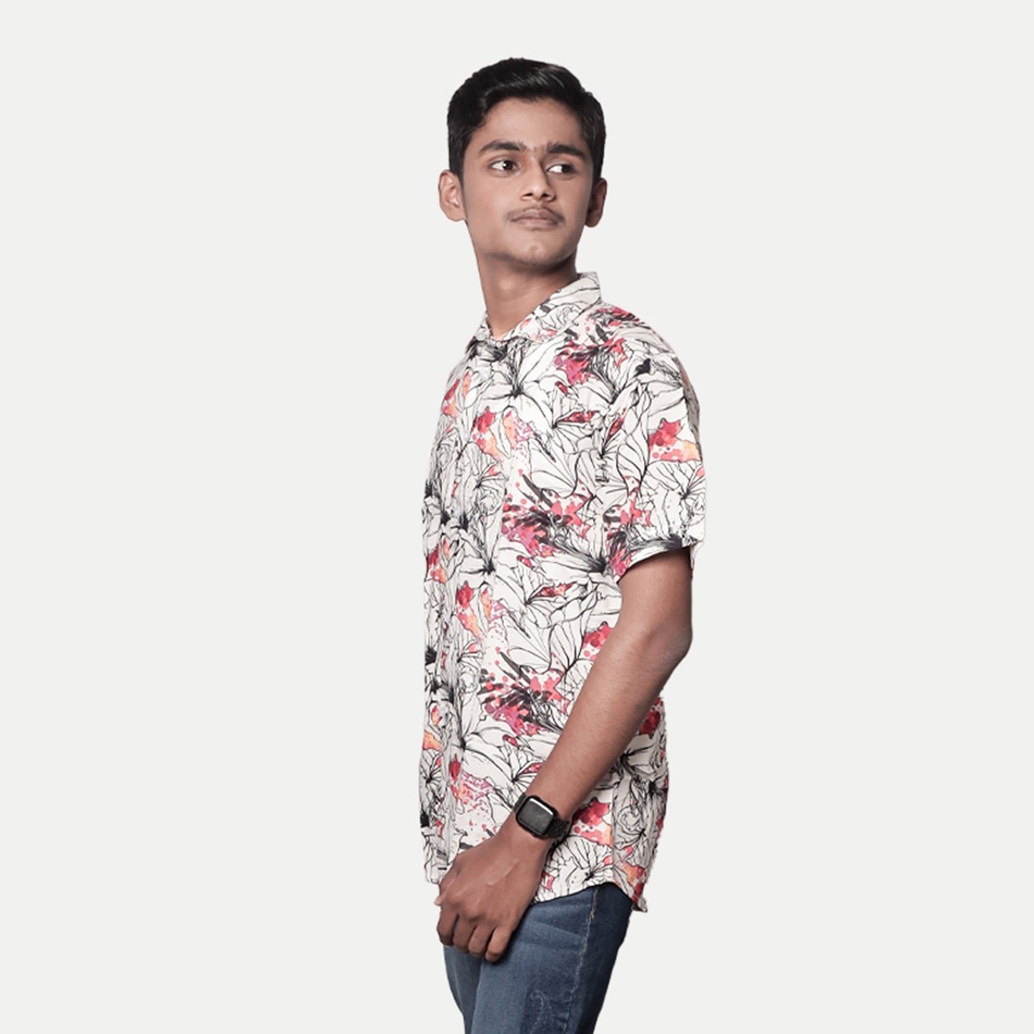 Radprix Men Casual Cream Abstract printed Cotton shirt