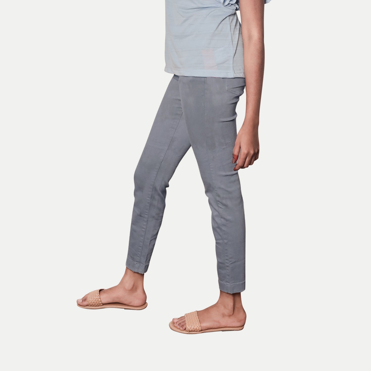 Radprix Women Grey Capri Pants